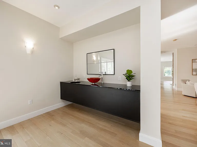 115 Bullock Rd — Photo 14