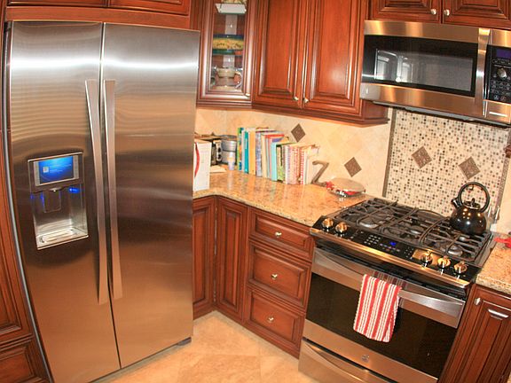 Custom tile backsplash