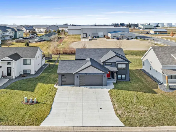 265 Whetstone Pl NW, Eyota, MN 55934