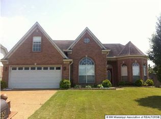 12895 Fox Ridge Ln, Olive Branch, MS 38654