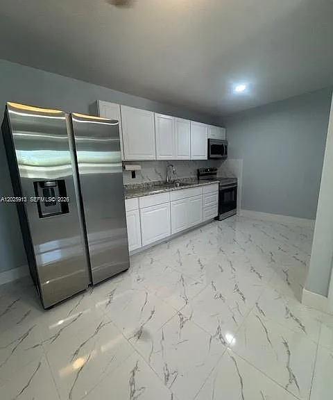10011 SW 164th Ter #2 — Photo 3