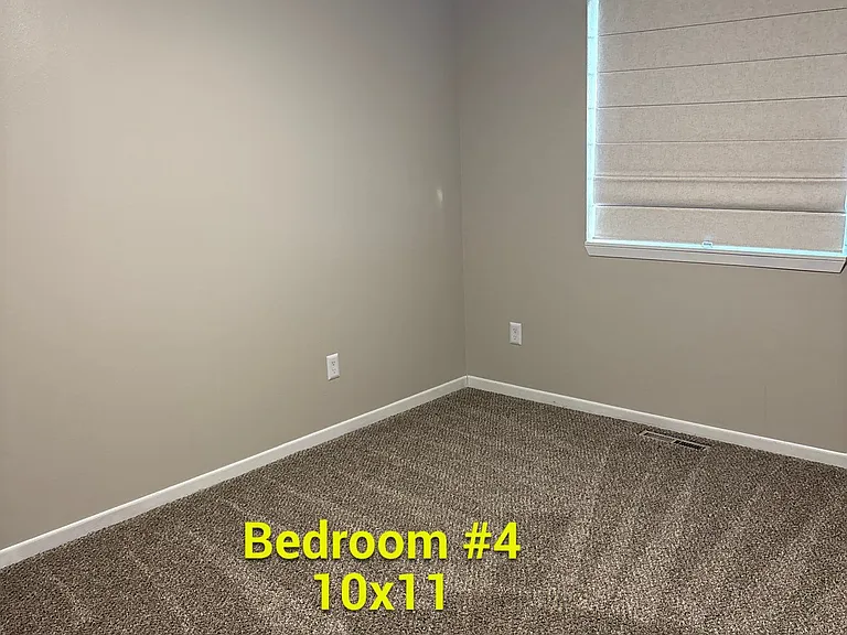 597 Giddings St — Photo 17