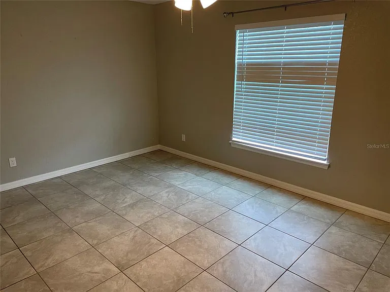 10136 Willmington Blvd — Photo 12