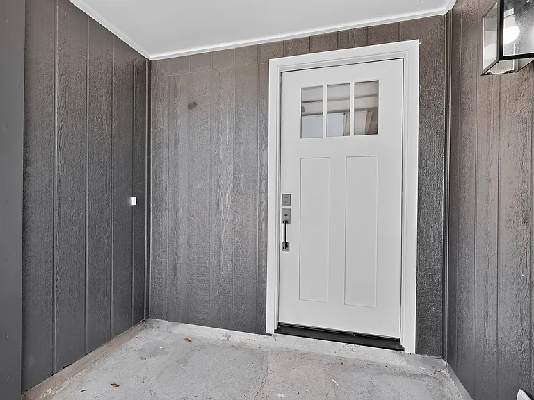 243 Woodhurst Dr — Photo 6
