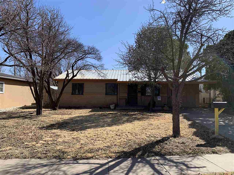 1st image of 404 Delicado Dr