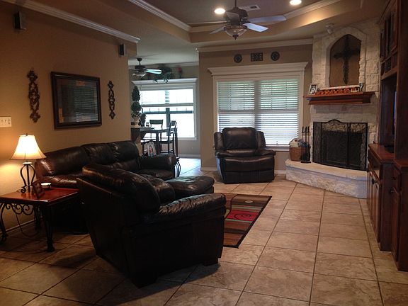 3rd image of 2241 Carlisle Ct