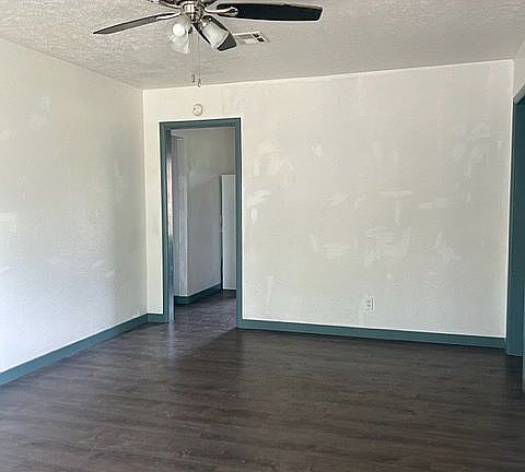 2nd image of 3137 NW Kinyon Ave