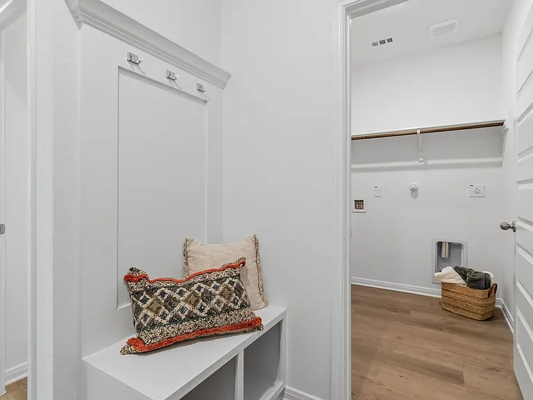 5203 Green St #1 — Photo 26