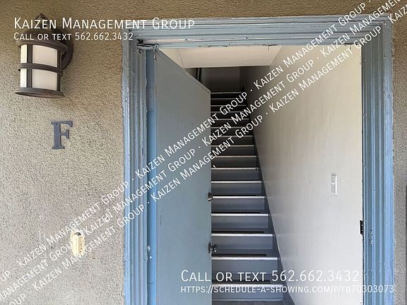 3rd image of 1634 Pine Ave APT F