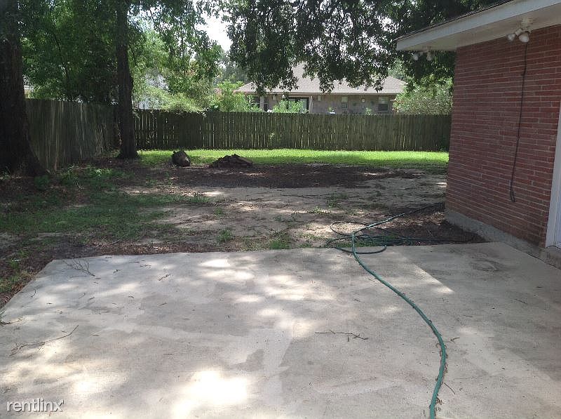 1st image of 135 Palm Springs Dr