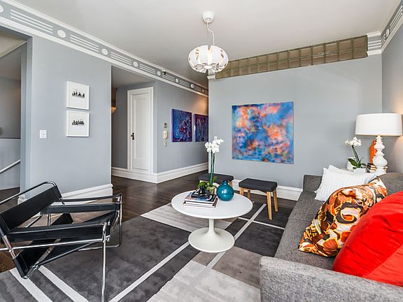 4th image of 111 Buena Vista Ave E APT 1
