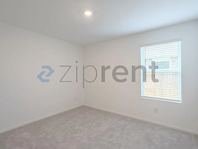 31416 Pratola Serra Cir — Photo 20