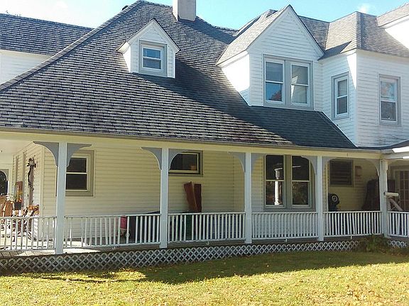 3rd image of 298 Bayview Ave