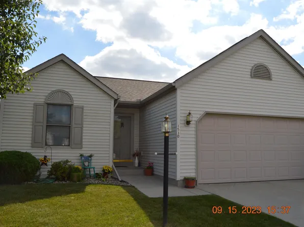 1530 Clover Creek Ln, Goshen, IN 46526