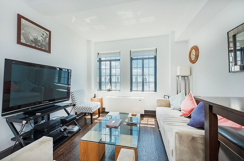1st image of 5 Tudor City Pl APT 1525