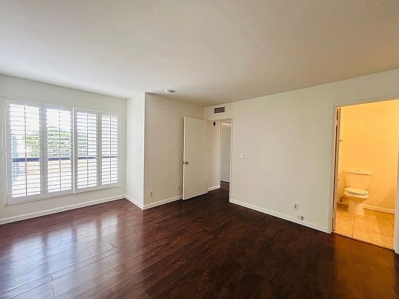 4499 Via Marisol APT 108A, Los Angeles, CA 90042-6_09072025