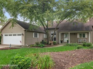 10S638 Glenn Dr, Burr Ridge, IL 60527