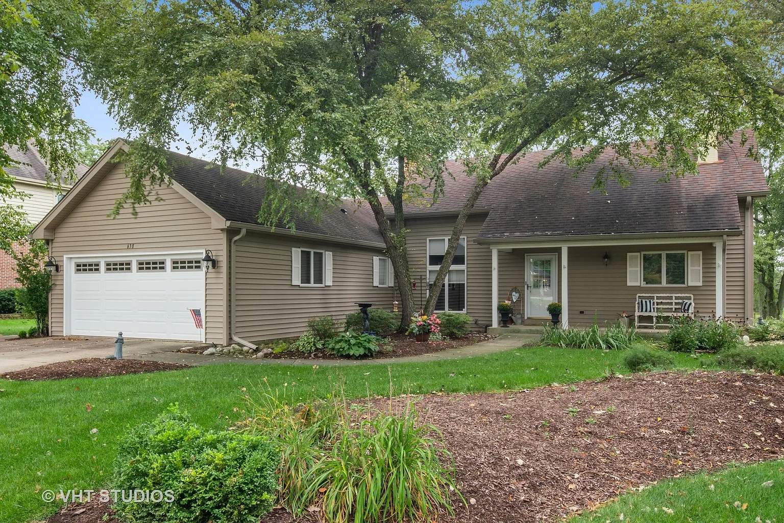 10S638 Glenn Dr photo 1