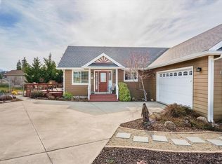 17718 Cottontail Dr, Weed, CA 96094