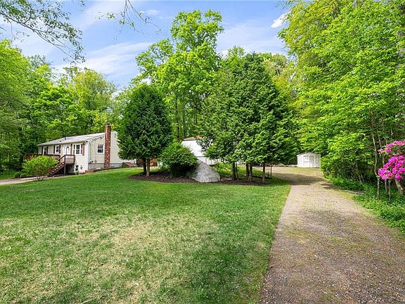 3rd image of 210 Keach Pond Dr