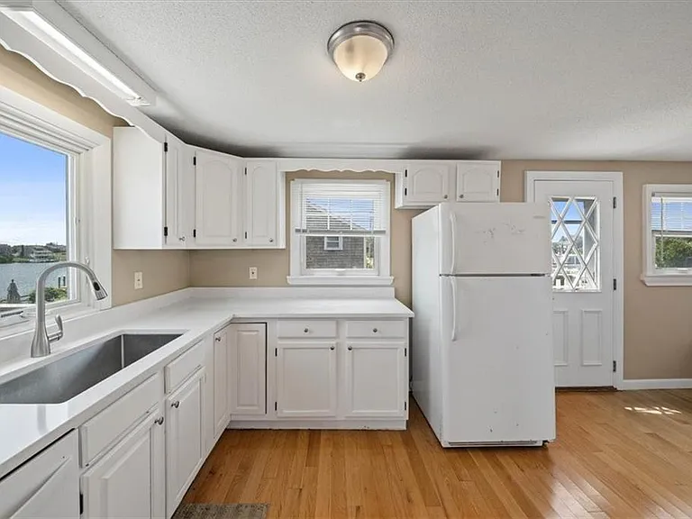 277 Prospect Rd — Photo 5