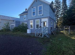 56944 Rockland St, Calumet, MI 49913