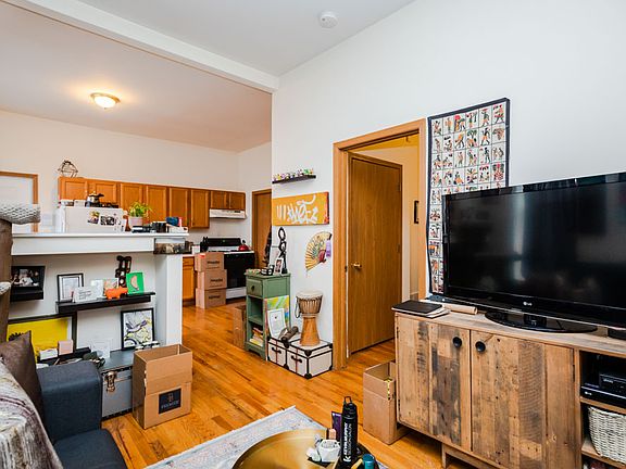 3rd image of 1659 W Huron St #651-3S