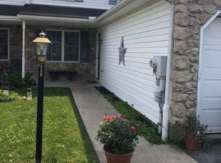 450 Groffdale Rd, Quarryville, PA 17566