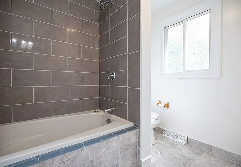 303 Chestnut St — Photo 11