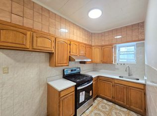 222 Bay 34th St #1-1-1R, Brooklyn, NY 11214