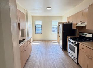 125 Chestnut St APT 1, Chelsea, MA 02150
