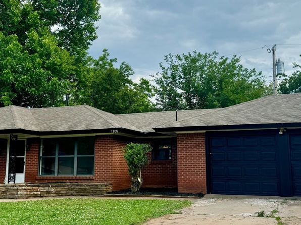 1308 NE 45th St