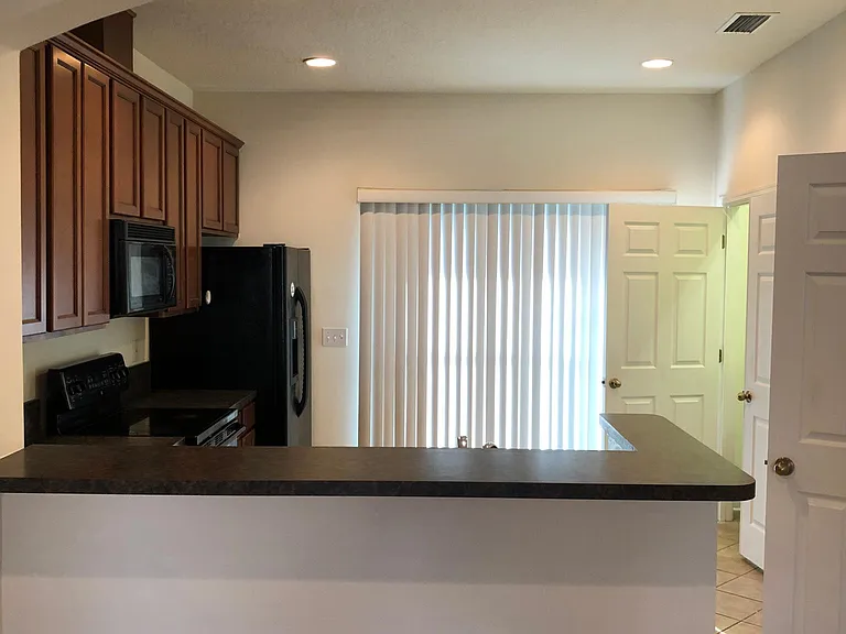 13014 Sunset Lake Dr — Photo 5