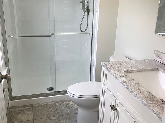 5th image of 4013 Miller Dr