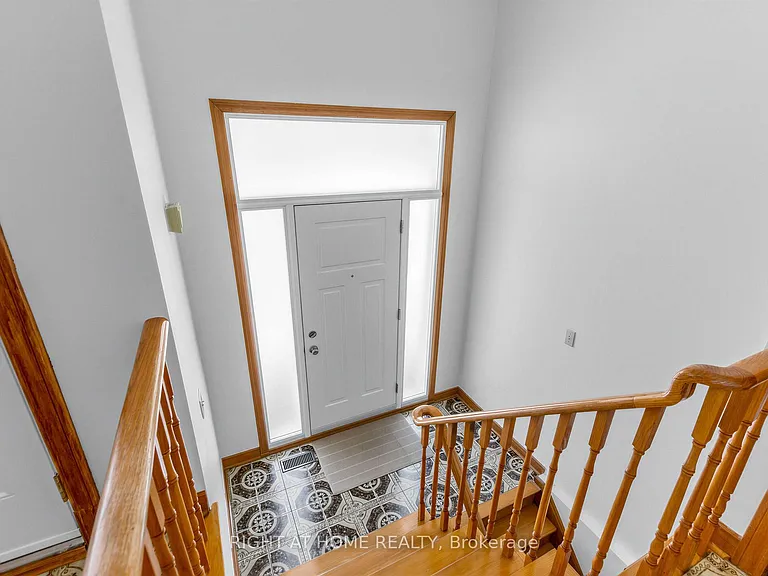 33 Arthur Griffith Dr #A — Photo 6