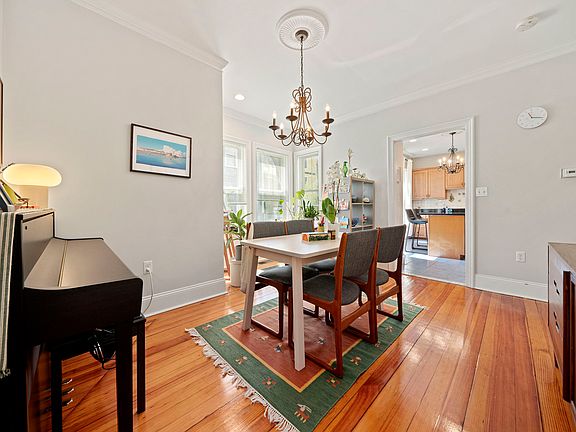 5th image of 316 Beacon St #1