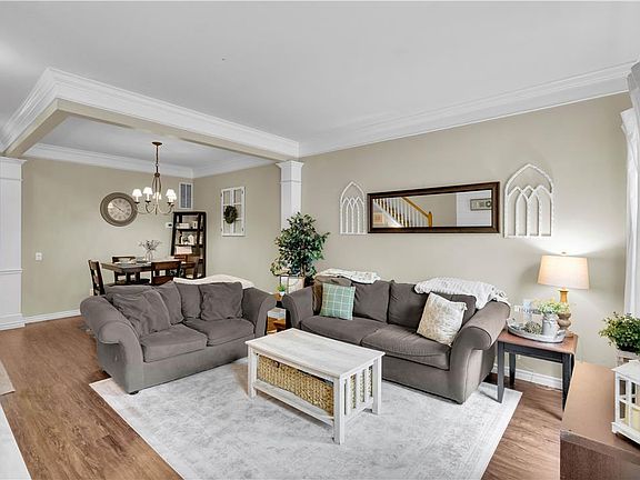 3rd image of 5222 Chandler Way