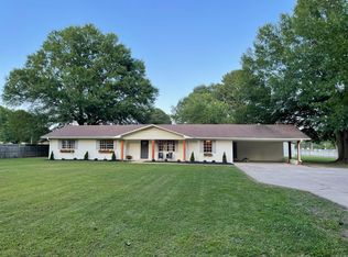 650 E German Ln, Conway, AR 72032