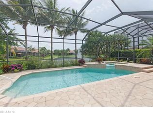 5880 Paradise Cir, Naples, FL 34110