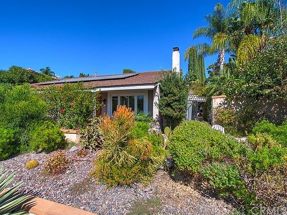 3rd image of 26841 Magdalena Ln