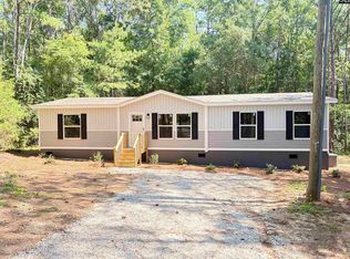 211 Compass Dr, Newberry, SC 29108
