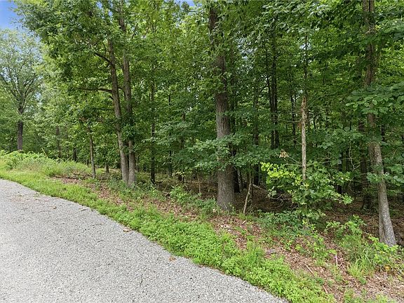 2nd image of Newbury Ln #55