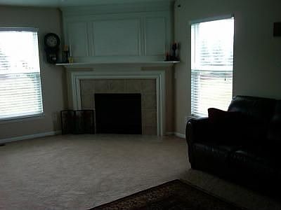 3rd image of 47355 Fairlawn Ct