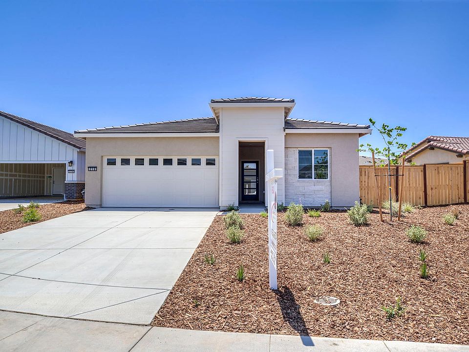 1st image of 206 Helios Ct