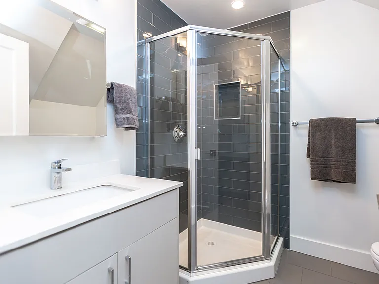 322 Stanyan — Photo 12