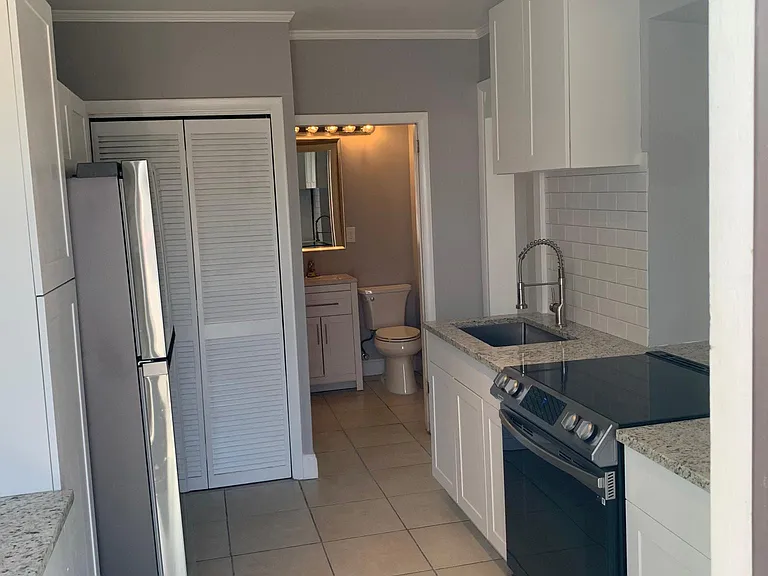 5002 Parker Ave — Photo 14