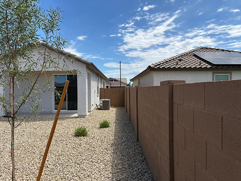 17321 W Gray Fox Trl — Photo 38