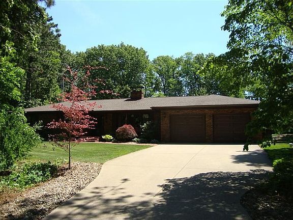 5th image of 2633 N Pinebrook Dr