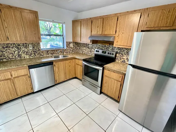 10442 Sunrise Lakes Boulevard #104, Sunrise, FL 33322