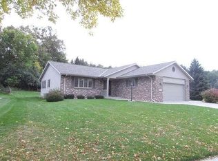 2005 Hollow Cir, West Bend, WI 53090